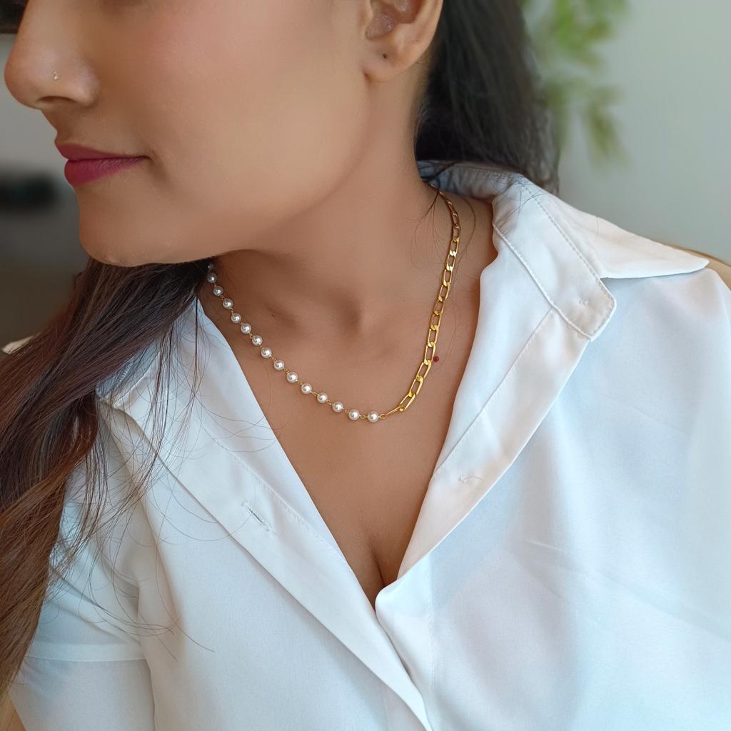 Half & Half Pearl & link Necklace